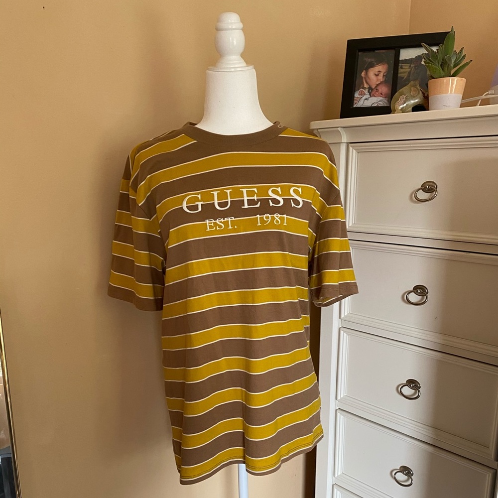 Guess T-Shirt